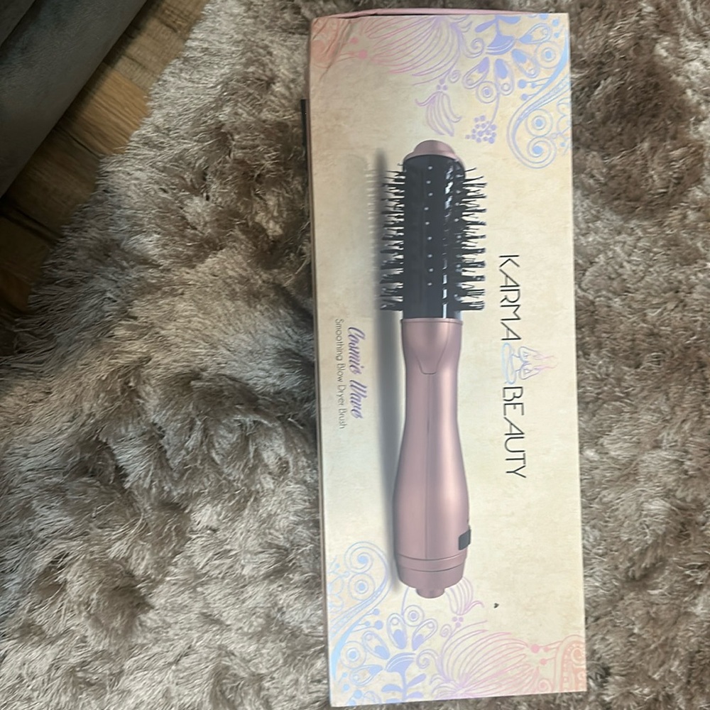 Cosmic Wave Blow Dryer Brush